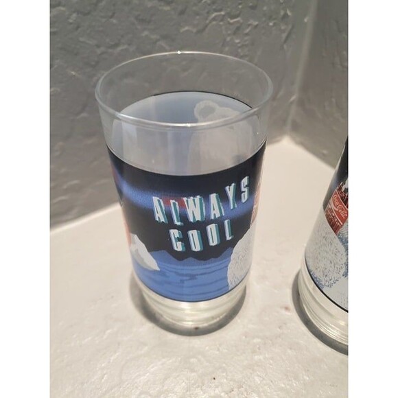 Coca Cola Polar Bear Glasses - Picture 2 of 3